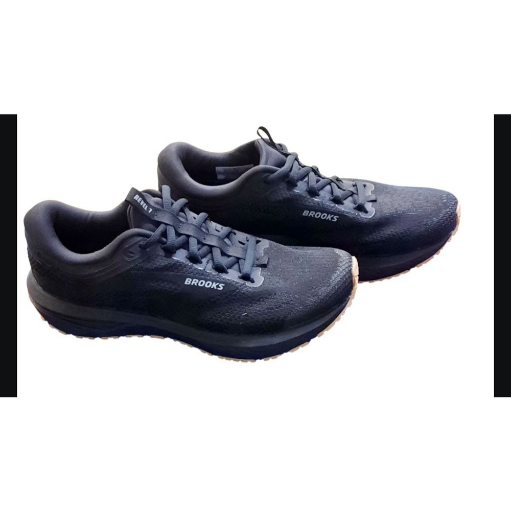 Brooks Women's Revel 7 Running Shoes, Black / Black Size 9.5